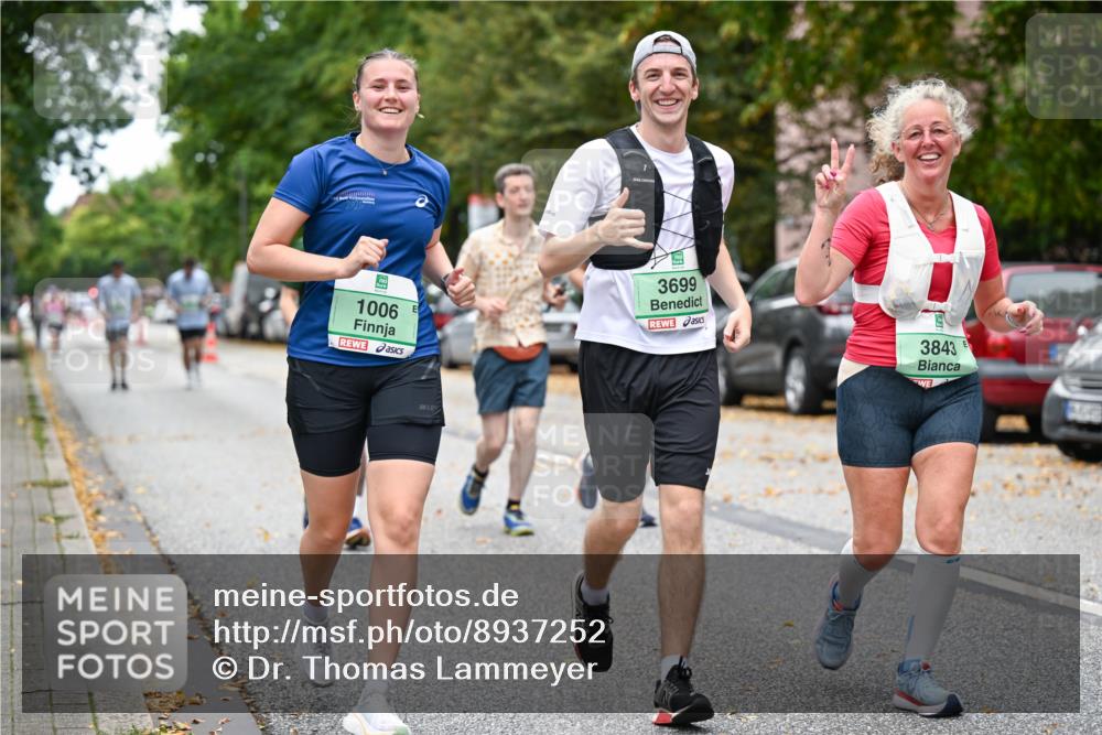 21.09.2025 - PSD Bank Halbmarathon Dr. Thomas Lammeyer http://msf.ph/oto/8937252 21.09.2025 11:05:48 Laufen 1006, 3699, 3843 meine-sportfotos.de