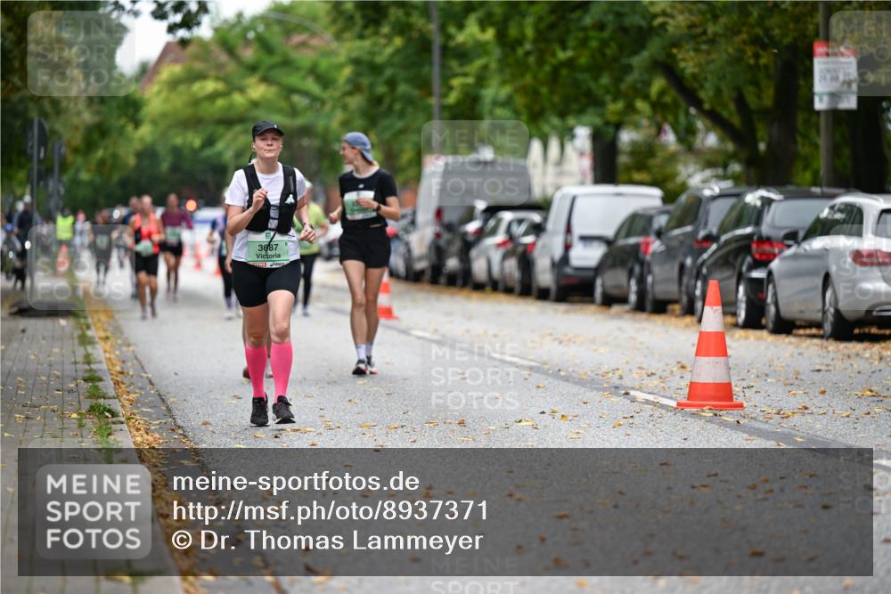 21.09.2025 - PSD Bank Halbmarathon Dr. Thomas Lammeyer http://msf.ph/oto/8937371 21.09.2025 11:06:28 Laufen 3687 meine-sportfotos.de