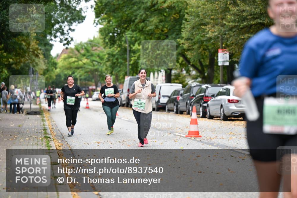 21.09.2025 - PSD Bank Halbmarathon Dr. Thomas Lammeyer http://msf.ph/oto/8937540 21.09.2025 11:07:00 Laufen 1422, 1425, 3835 meine-sportfotos.de