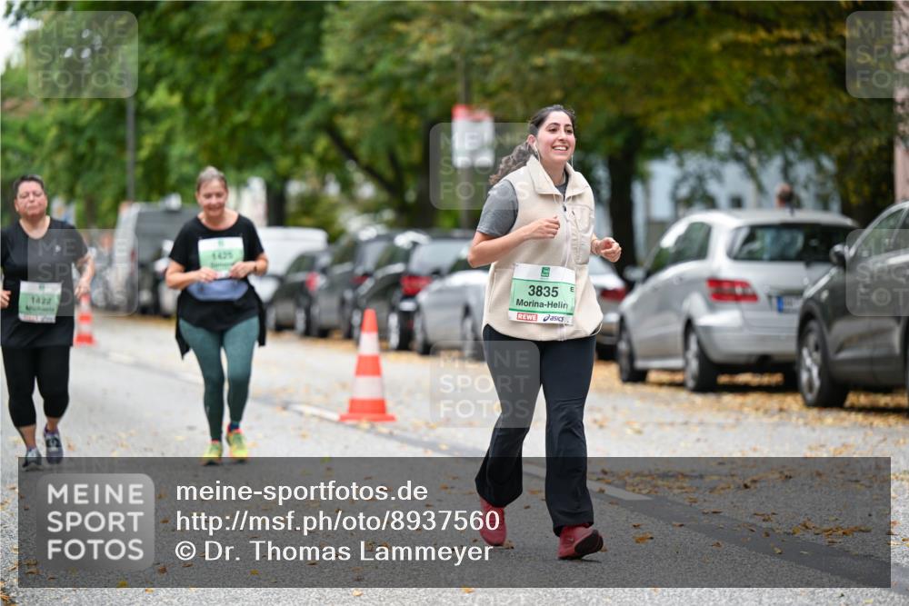 21.09.2025 - PSD Bank Halbmarathon Dr. Thomas Lammeyer http://msf.ph/oto/8937560 21.09.2025 11:07:04 Laufen 1422, 1425, 3835 meine-sportfotos.de