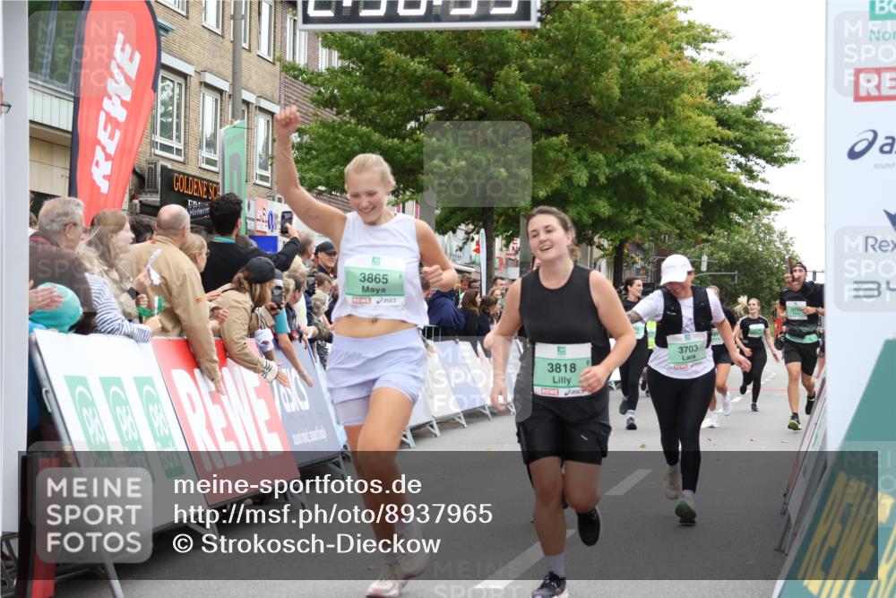 21.09.2025 - PSD Bank Halbmarathon Strokosch-Dieckow http://msf.ph/oto/8937965 21.09.2025 12:38:17 Ziel 3233, 3543, 3703, 3799, 3818, 3865 meine-sportfotos.de