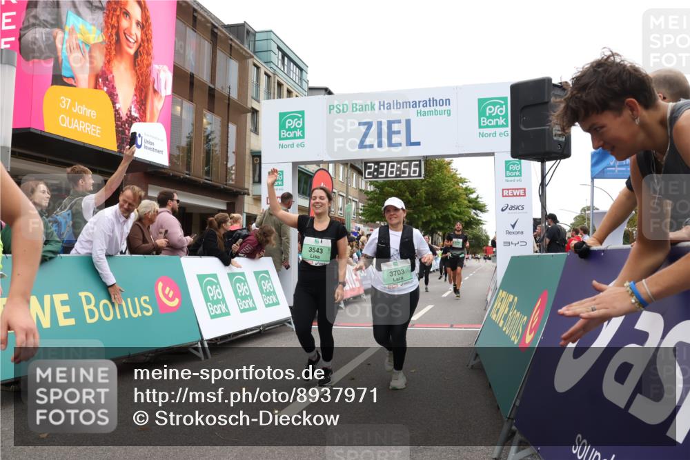 21.09.2025 - PSD Bank Halbmarathon Strokosch-Dieckow http://msf.ph/oto/8937971 21.09.2025 12:38:20 Ziel 1156, 3233, 3487, 3543, 3703, 3799, 3818, 3865, 3905 meine-sportfotos.de
