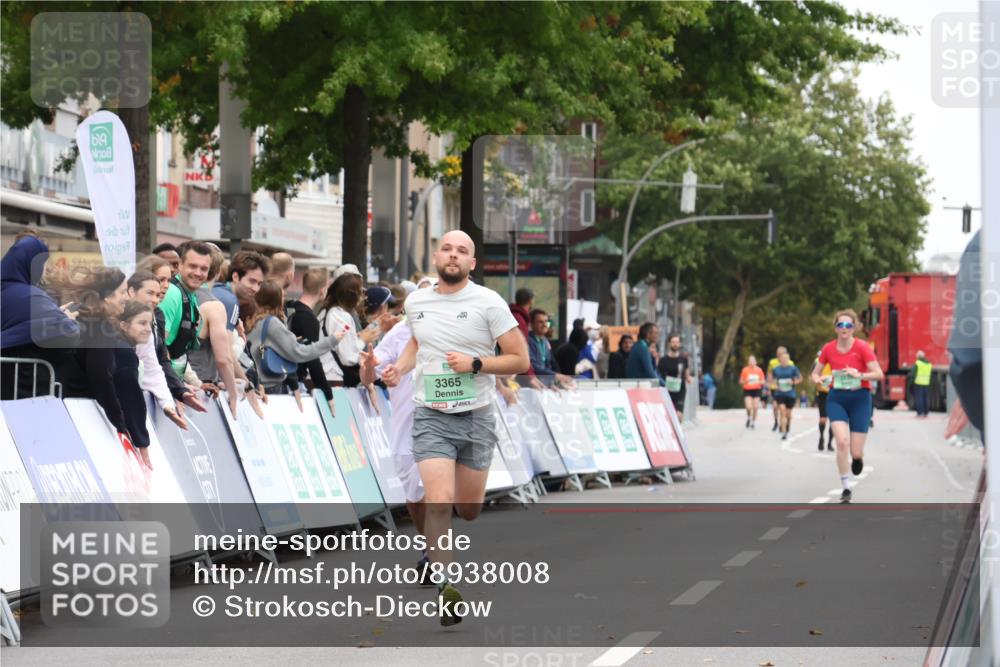 21.09.2025 - PSD Bank Halbmarathon Strokosch-Dieckow http://msf.ph/oto/8938008 21.09.2025 12:39:04 Ziel 3158, 3197, 3365 meine-sportfotos.de