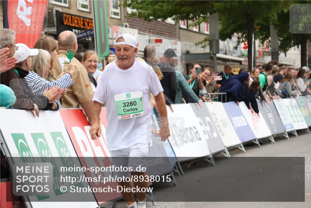 21.09.2025 - PSD Bank Halbmarathon Strokosch-Dieckow http://msf.ph/oto/8938015 21.09.2025 12:39:11 Ziel 3238, 3280, 3365 meine-sportfotos.de