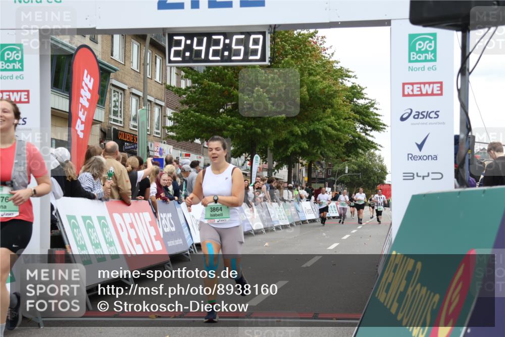 21.09.2025 - PSD Bank Halbmarathon Strokosch-Dieckow http://msf.ph/oto/8938160 21.09.2025 12:42:23 Ziel 1676, 3864 meine-sportfotos.de