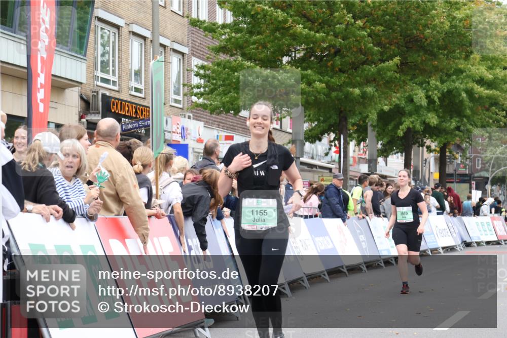 21.09.2025 - PSD Bank Halbmarathon Strokosch-Dieckow http://msf.ph/oto/8938207 21.09.2025 12:43:24 Ziel 1155, 2279, 3491, 3569, 3750 meine-sportfotos.de