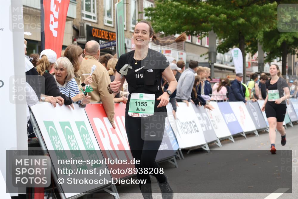 21.09.2025 - PSD Bank Halbmarathon Strokosch-Dieckow http://msf.ph/oto/8938208 21.09.2025 12:43:25 Ziel 1155, 2279, 3491, 3569, 3750 meine-sportfotos.de