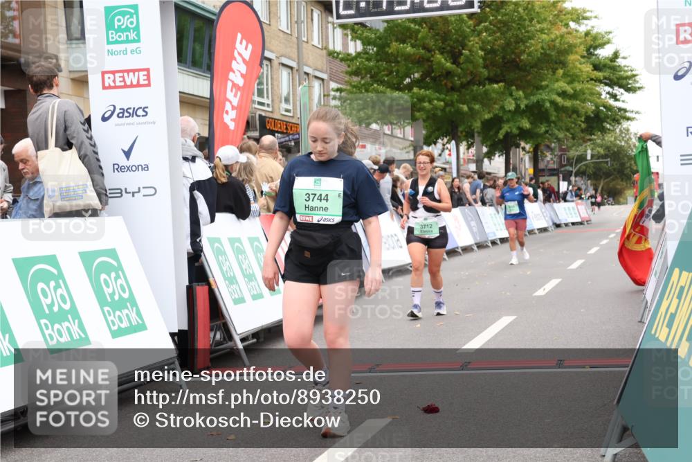 21.09.2025 - PSD Bank Halbmarathon Strokosch-Dieckow http://msf.ph/oto/8938250 21.09.2025 12:44:32 Ziel 1516, 3712, 3744 meine-sportfotos.de