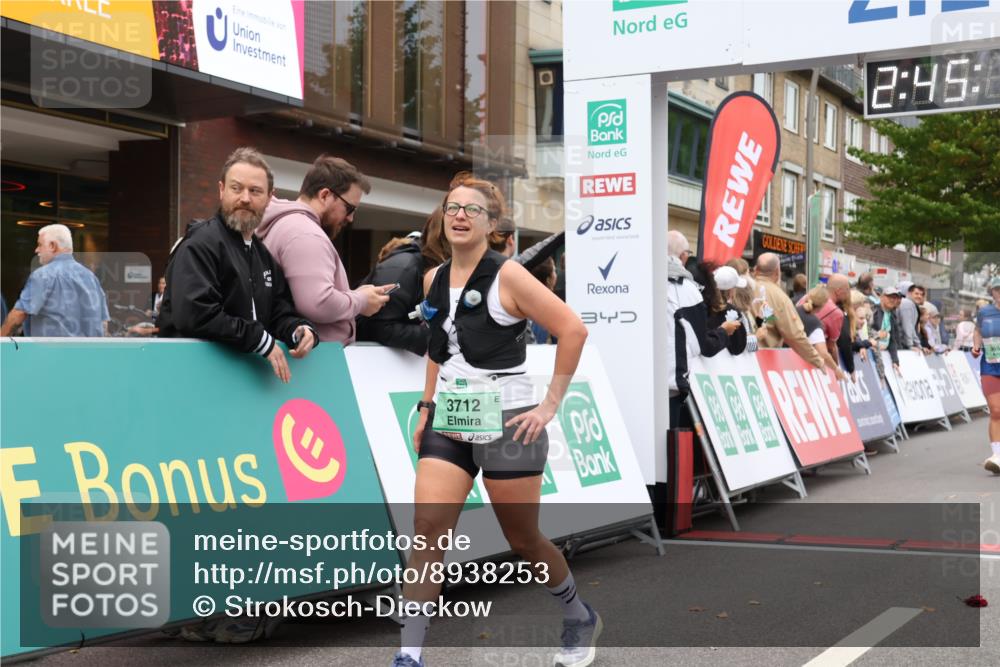 21.09.2025 - PSD Bank Halbmarathon Strokosch-Dieckow http://msf.ph/oto/8938253 21.09.2025 12:44:36 Ziel 3712, 3744, 3850 meine-sportfotos.de