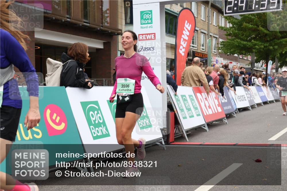 21.09.2025 - PSD Bank Halbmarathon Strokosch-Dieckow http://msf.ph/oto/8938321 21.09.2025 12:47:02 Ziel 3596, 3647, 3872 meine-sportfotos.de