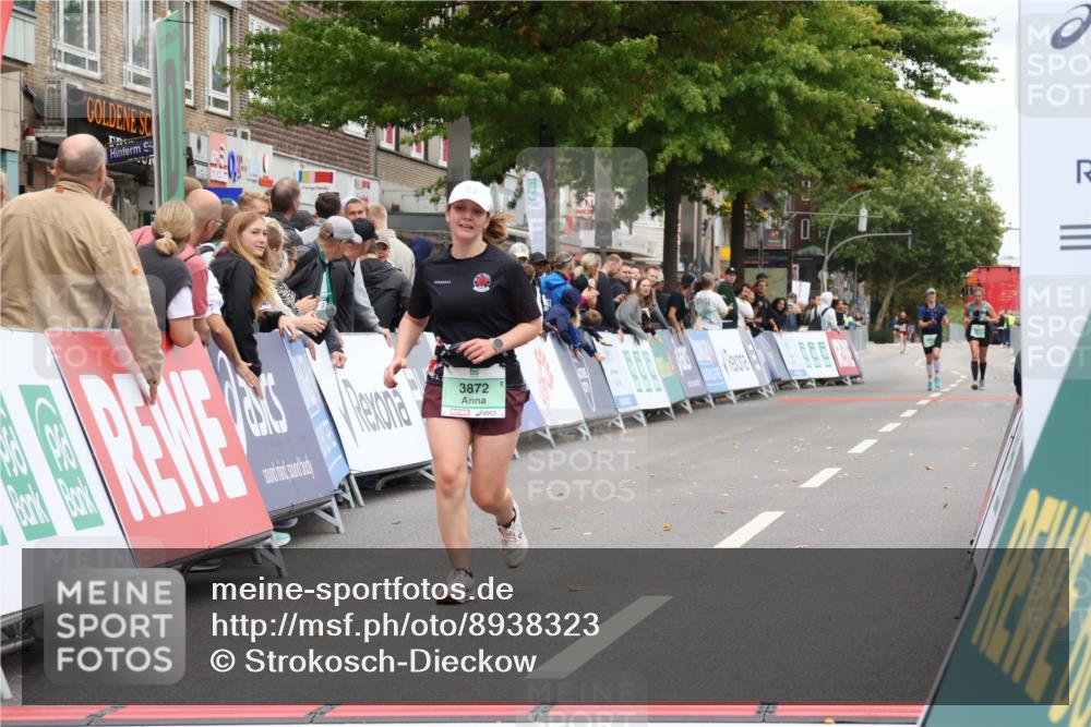 21.09.2025 - PSD Bank Halbmarathon Strokosch-Dieckow http://msf.ph/oto/8938323 21.09.2025 12:47:04 Ziel 3596, 3647, 3872 meine-sportfotos.de