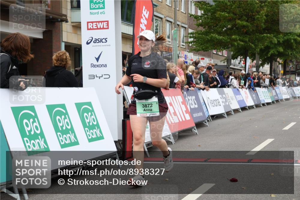 21.09.2025 - PSD Bank Halbmarathon Strokosch-Dieckow http://msf.ph/oto/8938327 21.09.2025 12:47:06 Ziel 3596, 3647, 3872 meine-sportfotos.de