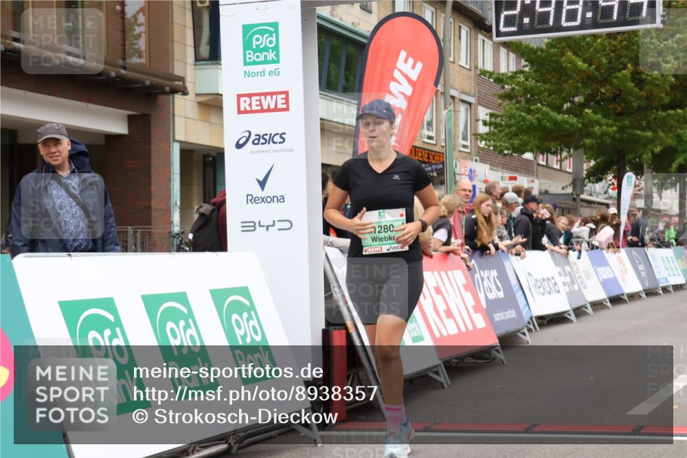 21.09.2025 - PSD Bank Halbmarathon Strokosch-Dieckow http://msf.ph/oto/8938357 21.09.2025 12:48:08 Ziel 1280, 1974 meine-sportfotos.de