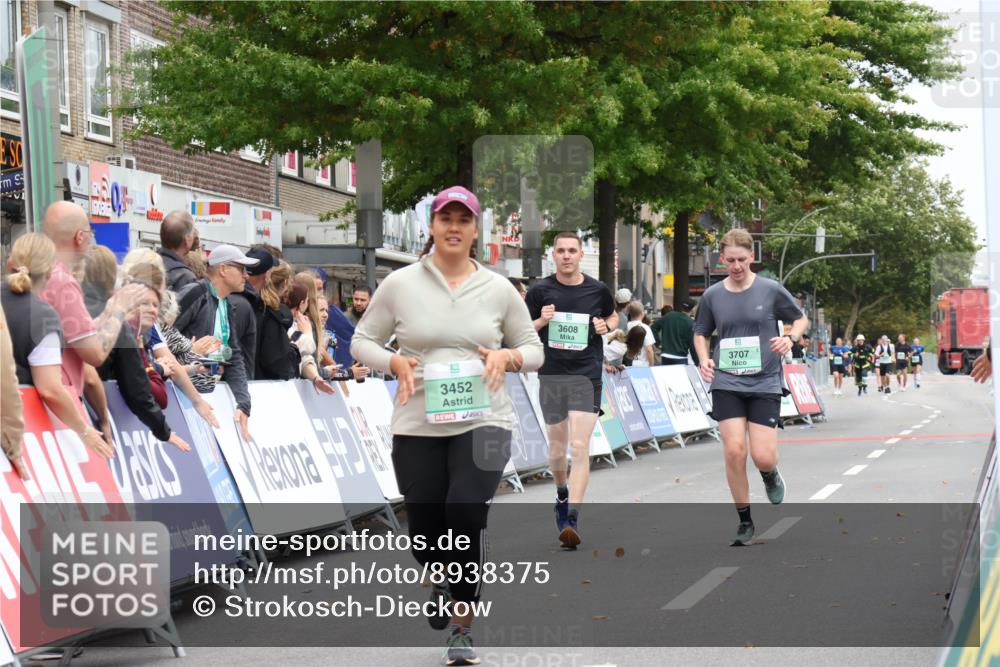 21.09.2025 - PSD Bank Halbmarathon Strokosch-Dieckow http://msf.ph/oto/8938375 21.09.2025 12:49:08 Ziel 3452, 3608, 3707 meine-sportfotos.de