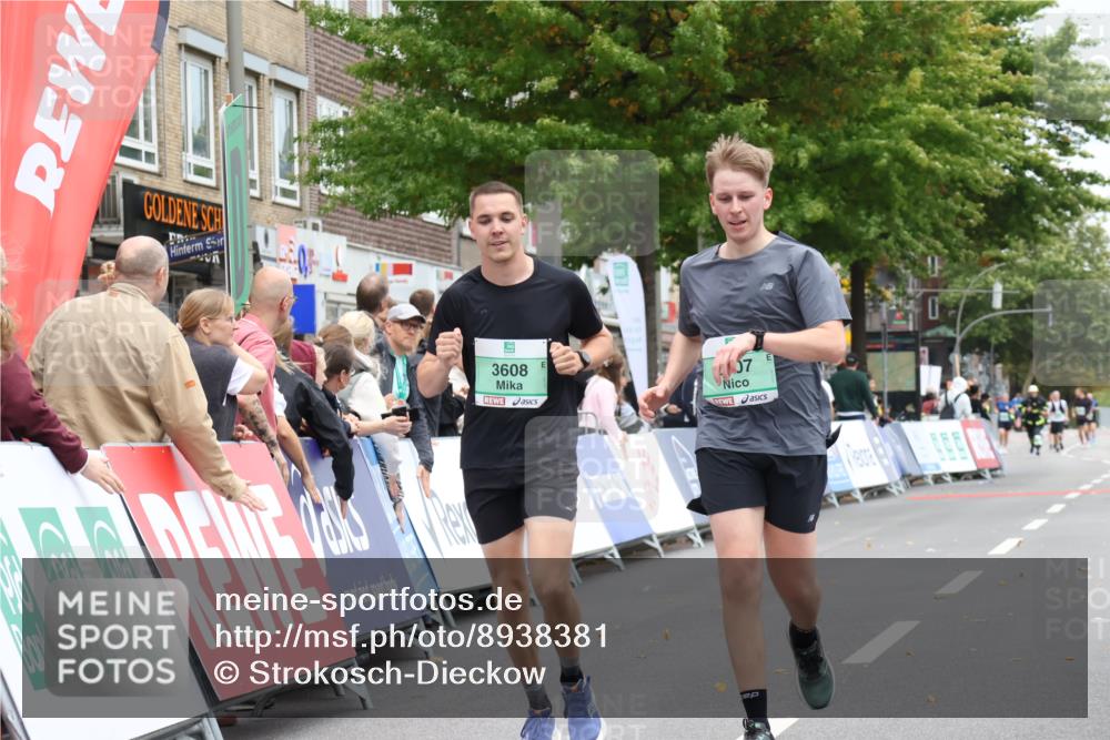 21.09.2025 - PSD Bank Halbmarathon Strokosch-Dieckow http://msf.ph/oto/8938381 21.09.2025 12:49:12 Ziel 3452, 3608, 3707 meine-sportfotos.de