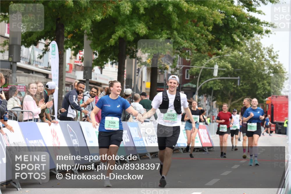 21.09.2025 - PSD Bank Halbmarathon Strokosch-Dieckow http://msf.ph/oto/8938397 21.09.2025 12:49:42 Ziel 1006, 3699 meine-sportfotos.de