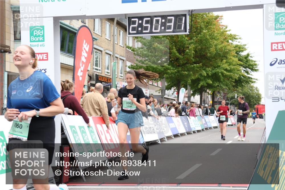 21.09.2025 - PSD Bank Halbmarathon Strokosch-Dieckow http://msf.ph/oto/8938411 21.09.2025 12:49:54 Ziel 1006, 3303, 3699, 4060 meine-sportfotos.de