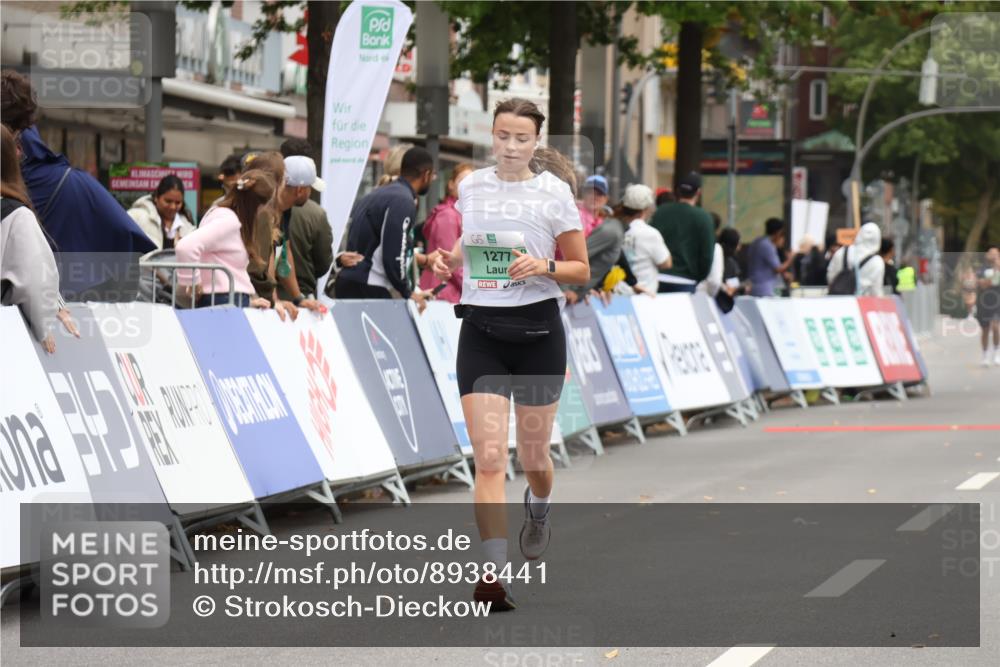 21.09.2025 - PSD Bank Halbmarathon Strokosch-Dieckow http://msf.ph/oto/8938441 21.09.2025 12:50:50 Ziel 1277, 3852 meine-sportfotos.de