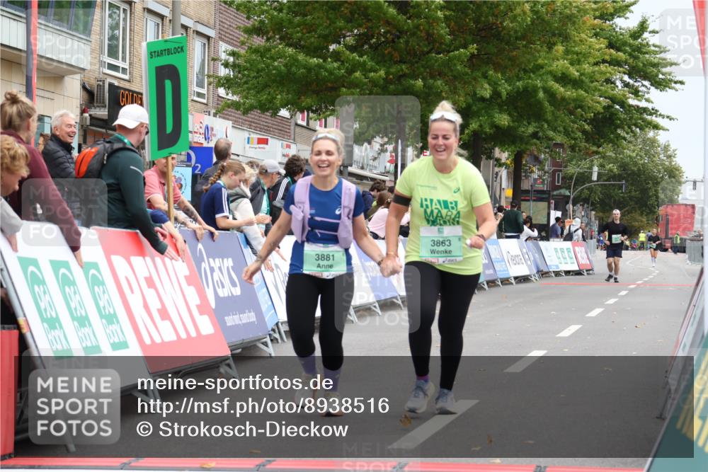 21.09.2025 - PSD Bank Halbmarathon Strokosch-Dieckow http://msf.ph/oto/8938516 21.09.2025 12:53:11 Ziel 3384, 3427, 3863, 3881 meine-sportfotos.de