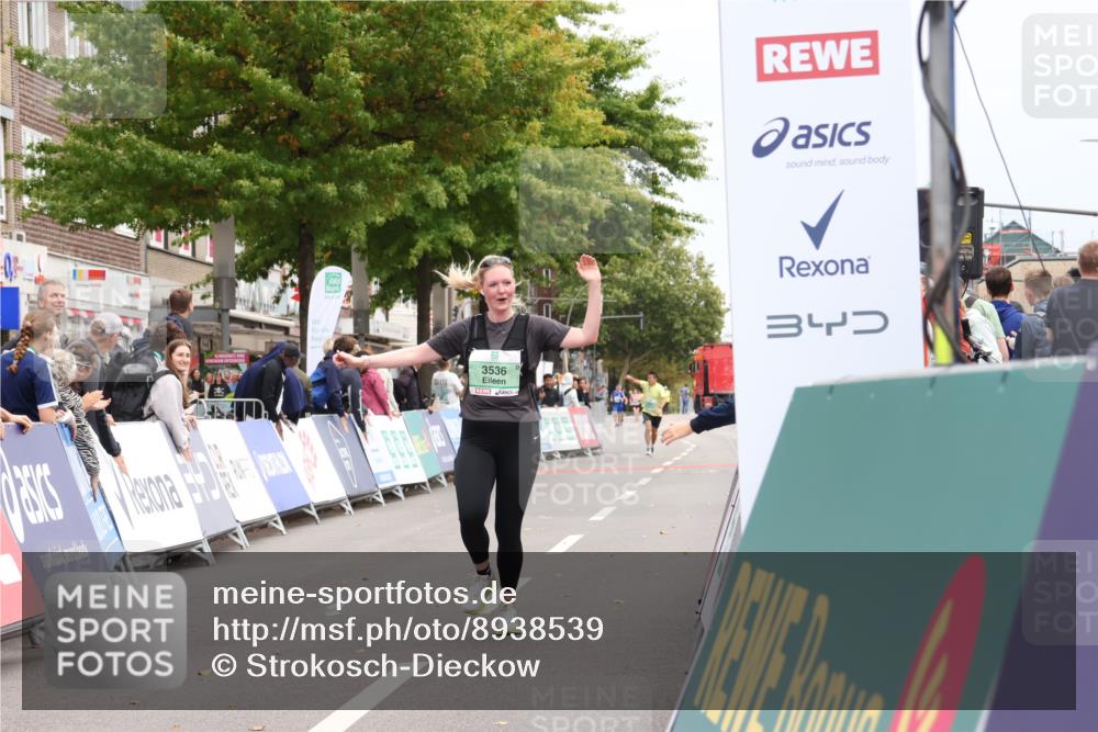 21.09.2025 - PSD Bank Halbmarathon Strokosch-Dieckow http://msf.ph/oto/8938539 21.09.2025 12:53:46 Ziel 2696, 3536 meine-sportfotos.de