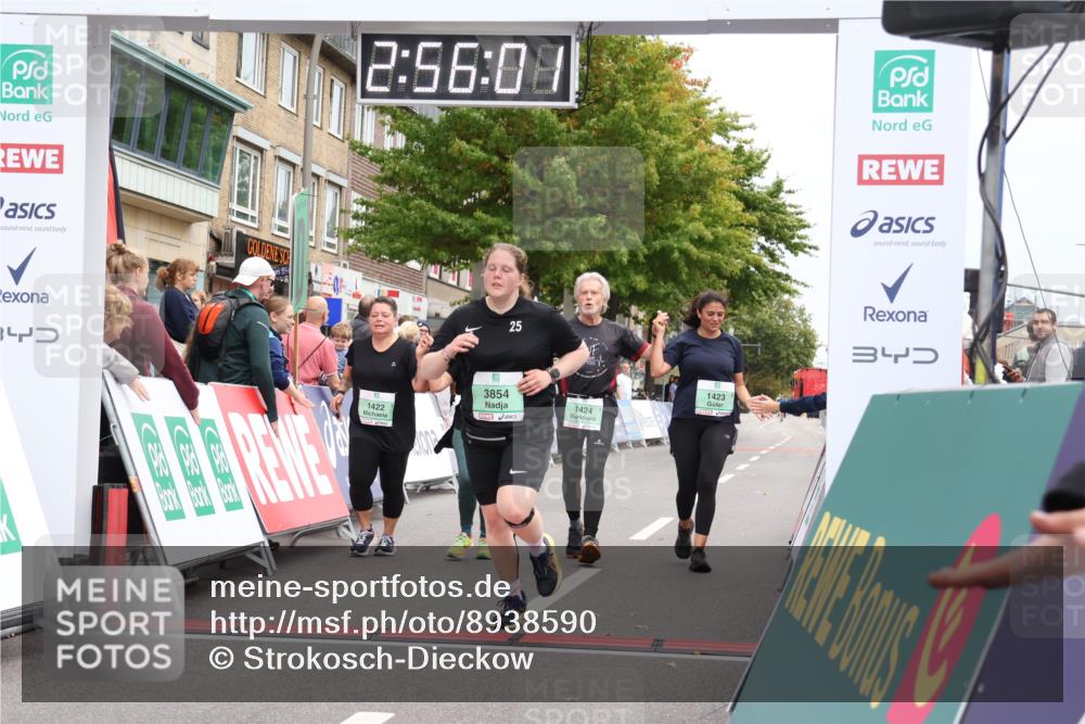 21.09.2025 - PSD Bank Halbmarathon Strokosch-Dieckow http://msf.ph/oto/8938590 21.09.2025 12:55:25 Ziel 1422, 1423, 1424, 1425, 3854 meine-sportfotos.de