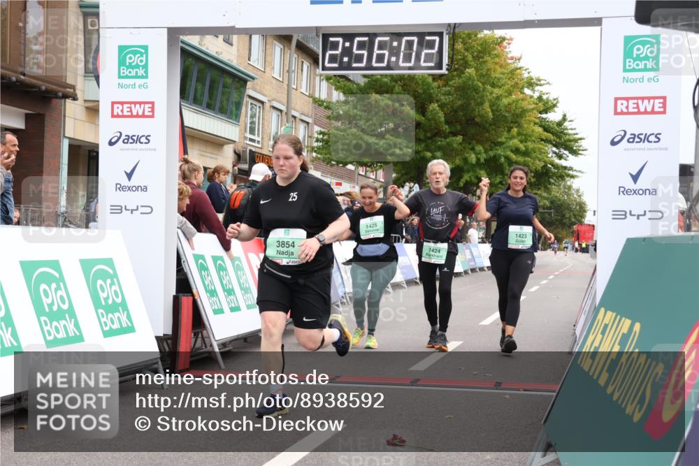 21.09.2025 - PSD Bank Halbmarathon Strokosch-Dieckow http://msf.ph/oto/8938592 21.09.2025 12:55:25 Ziel 1422, 1423, 1424, 1425, 3854 meine-sportfotos.de