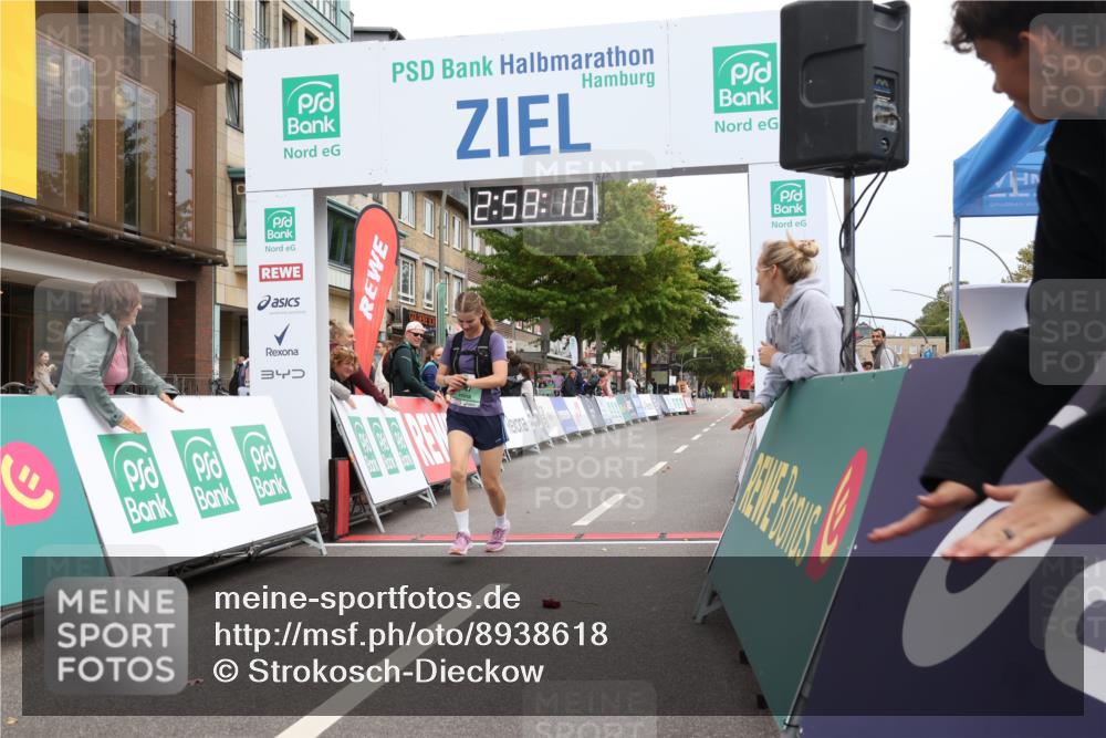 21.09.2025 - PSD Bank Halbmarathon Strokosch-Dieckow http://msf.ph/oto/8938618 21.09.2025 12:57:34 Ziel 1047 meine-sportfotos.de
