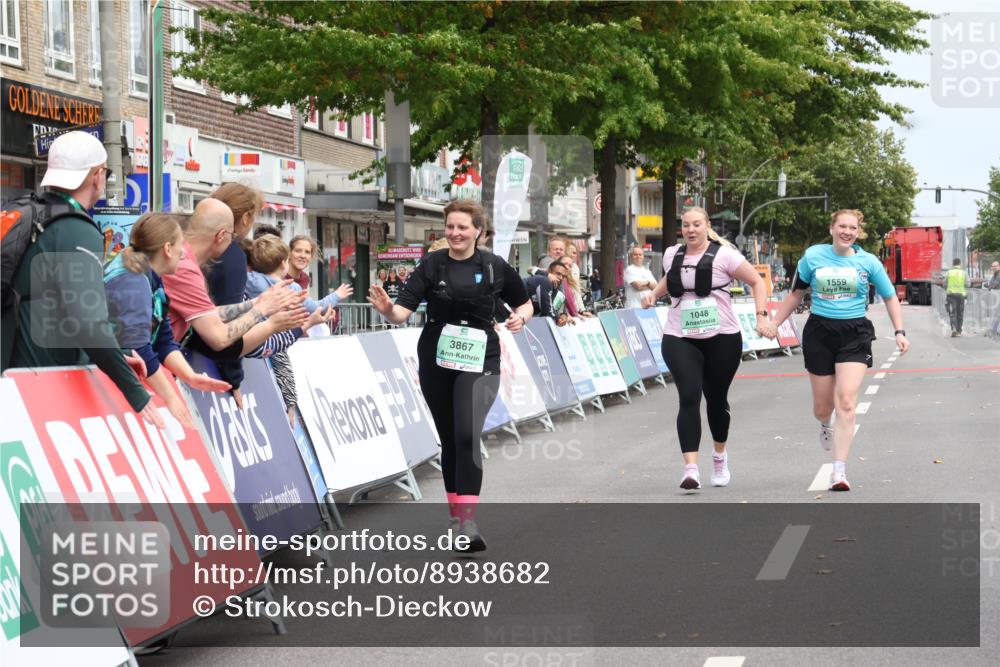 21.09.2025 - PSD Bank Halbmarathon Strokosch-Dieckow http://msf.ph/oto/8938682 21.09.2025 13:02:57 Ziel 1048, 1559, 3867 meine-sportfotos.de