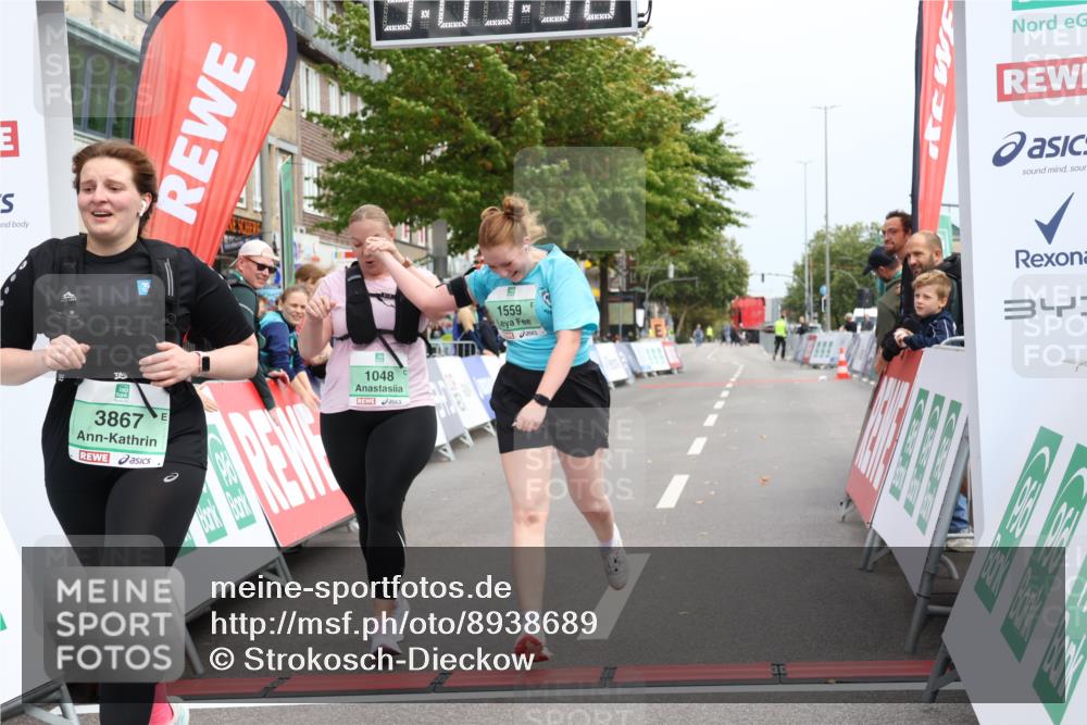 21.09.2025 - PSD Bank Halbmarathon Strokosch-Dieckow http://msf.ph/oto/8938689 21.09.2025 13:03:01 Ziel 1048, 1559, 3867 meine-sportfotos.de