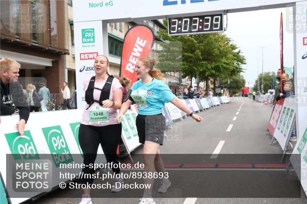 21.09.2025 - PSD Bank Halbmarathon Strokosch-Dieckow http://msf.ph/oto/8938693 21.09.2025 13:03:02 Ziel 1048, 1559, 3867 meine-sportfotos.de