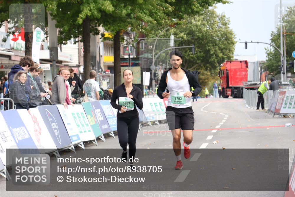 21.09.2025 - PSD Bank Halbmarathon Strokosch-Dieckow http://msf.ph/oto/8938705 21.09.2025 13:04:42 Ziel 3593, 3792 meine-sportfotos.de