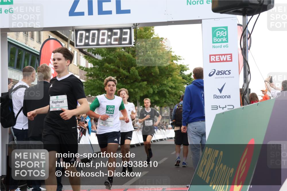 21.09.2025 - PSD Bank Halbmarathon Strokosch-Dieckow http://msf.ph/oto/8938810 21.09.2025 10:25:55 Ziel 118, 232, 248, 349 meine-sportfotos.de
