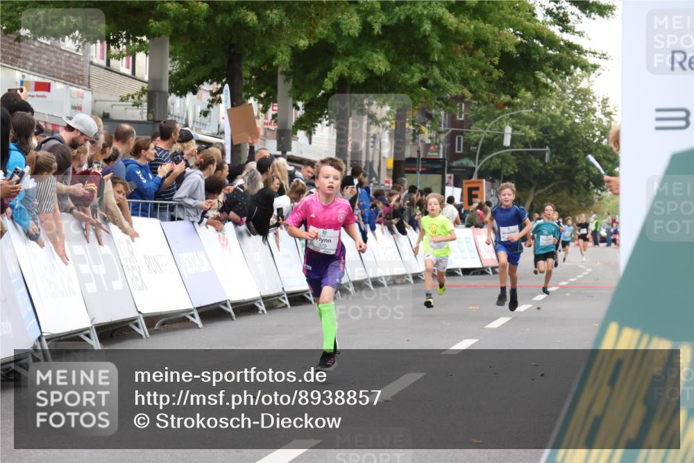 21.09.2025 - PSD Bank Halbmarathon Strokosch-Dieckow http://msf.ph/oto/8938857 21.09.2025 10:26:43 Ziel 111, 347, 348, 379 meine-sportfotos.de