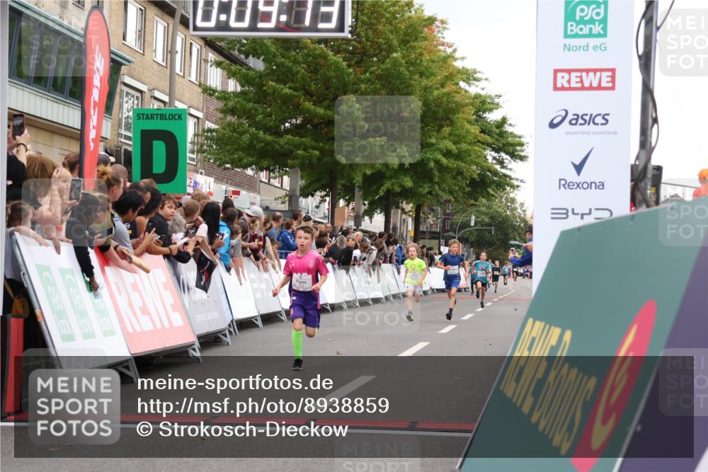 21.09.2025 - PSD Bank Halbmarathon Strokosch-Dieckow http://msf.ph/oto/8938859 21.09.2025 10:26:44 Ziel 111, 297, 347, 348, 379, 396 meine-sportfotos.de