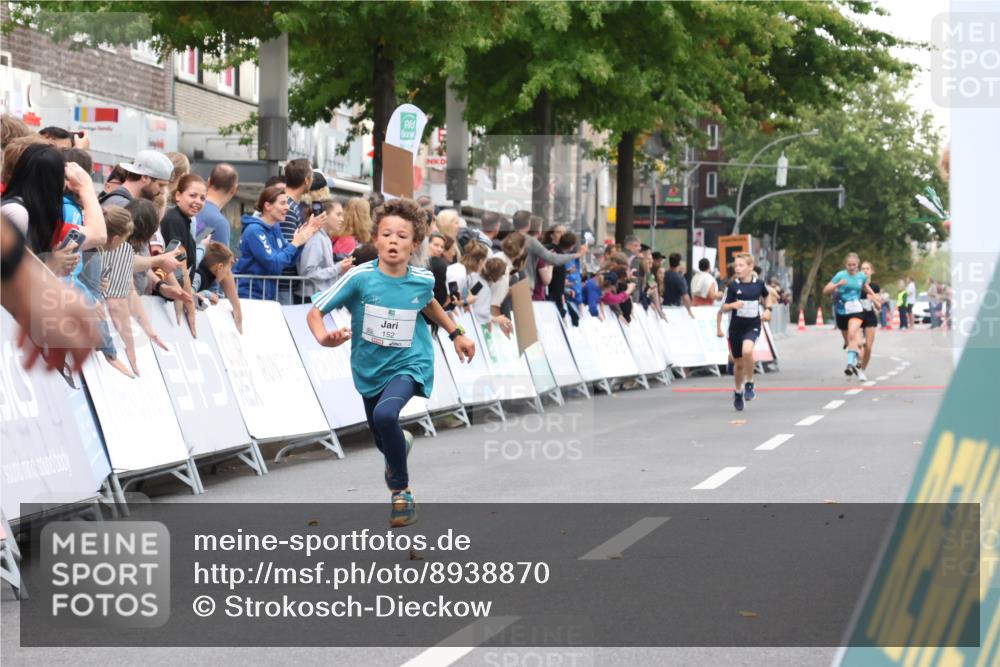 21.09.2025 - PSD Bank Halbmarathon Strokosch-Dieckow http://msf.ph/oto/8938870 21.09.2025 10:26:51 Ziel 143, 152, 297, 379, 396 meine-sportfotos.de