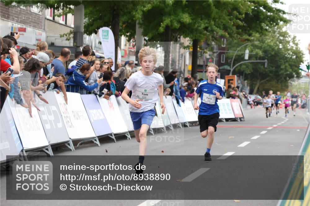 21.09.2025 - PSD Bank Halbmarathon Strokosch-Dieckow http://msf.ph/oto/8938890 21.09.2025 10:27:08 Ziel 209, 222, 225, 358 meine-sportfotos.de