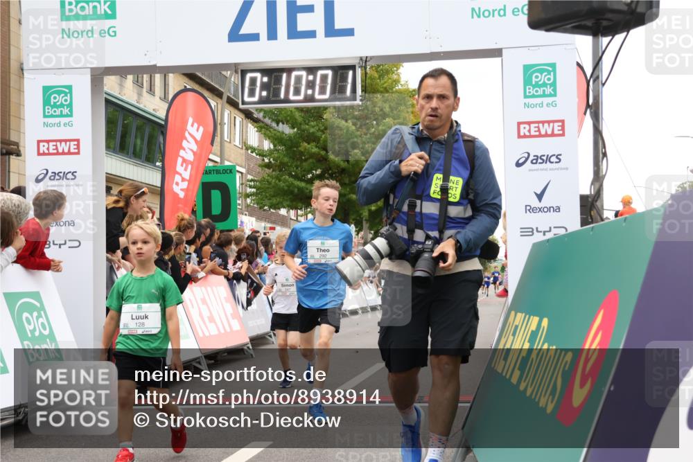 21.09.2025 - PSD Bank Halbmarathon Strokosch-Dieckow http://msf.ph/oto/8938914 21.09.2025 10:27:33 Ziel 101, 128, 242, 247, 292 meine-sportfotos.de