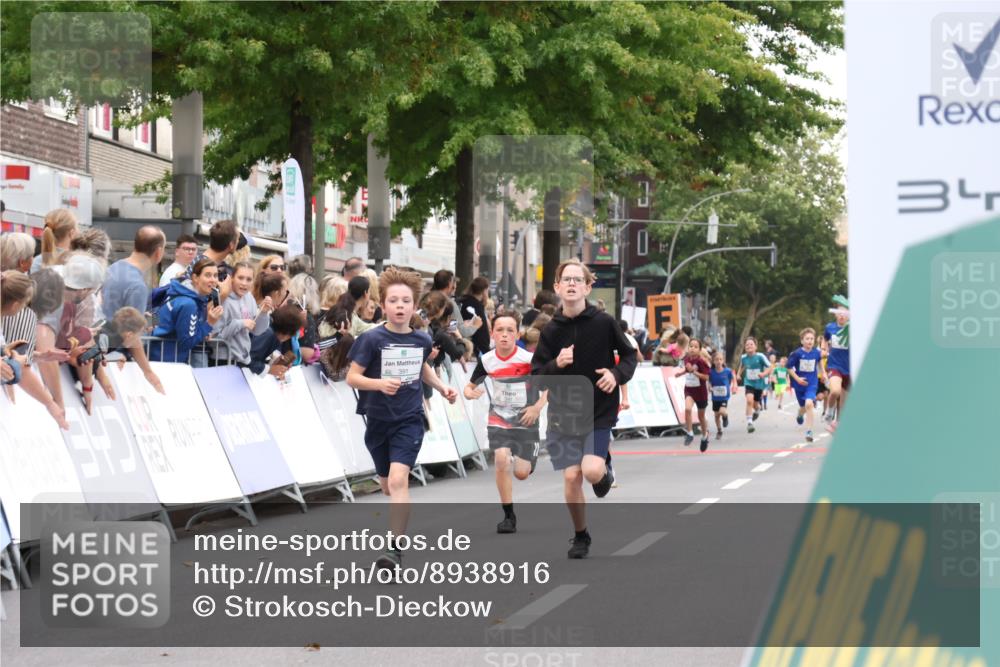 21.09.2025 - PSD Bank Halbmarathon Strokosch-Dieckow http://msf.ph/oto/8938916 21.09.2025 10:27:36 Ziel 101, 128, 247, 249, 292, 341, 342, 391 meine-sportfotos.de