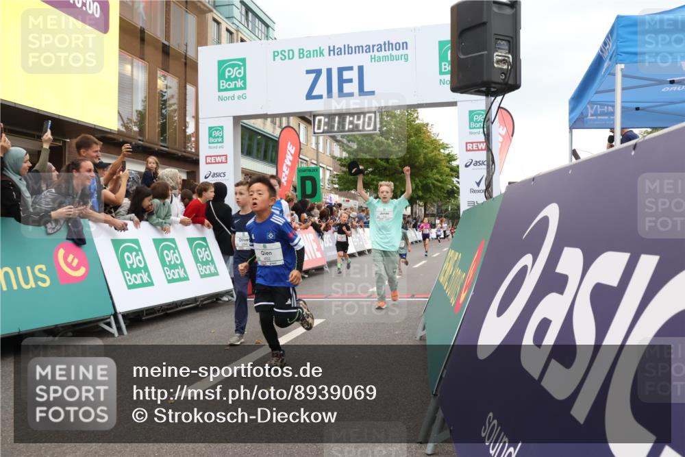 21.09.2025 - PSD Bank Halbmarathon Strokosch-Dieckow http://msf.ph/oto/8939069 21.09.2025 10:29:11 Ziel 134, 155, 167, 168, 196, 212, 267, 294, 412, 443, 452 meine-sportfotos.de