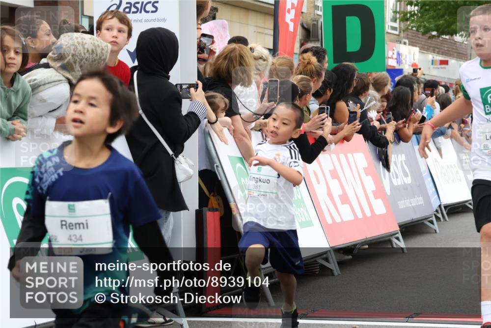 21.09.2025 - PSD Bank Halbmarathon Strokosch-Dieckow http://msf.ph/oto/8939104 21.09.2025 10:29:31 Ziel 166, 233, 250, 261, 301, 345, 381, 395, 406, 434, 455 meine-sportfotos.de
