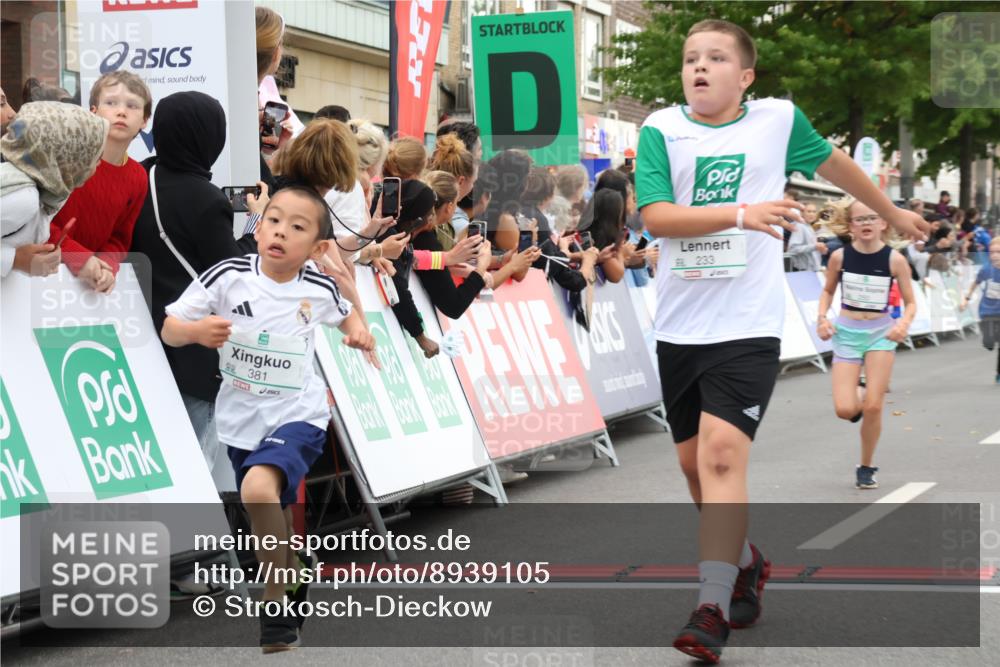 21.09.2025 - PSD Bank Halbmarathon Strokosch-Dieckow http://msf.ph/oto/8939105 21.09.2025 10:29:31 Ziel 166, 233, 250, 261, 301, 345, 381, 395, 406, 434, 455 meine-sportfotos.de
