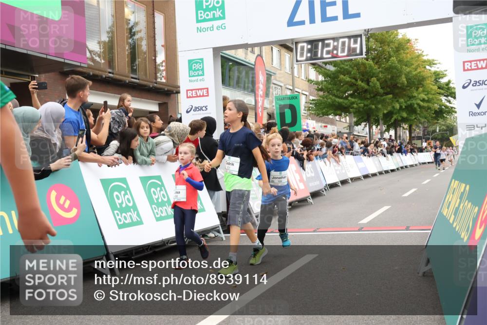 21.09.2025 - PSD Bank Halbmarathon Strokosch-Dieckow http://msf.ph/oto/8939114 21.09.2025 10:29:35 Ziel 166, 233, 250, 301, 345, 381, 406, 434 meine-sportfotos.de