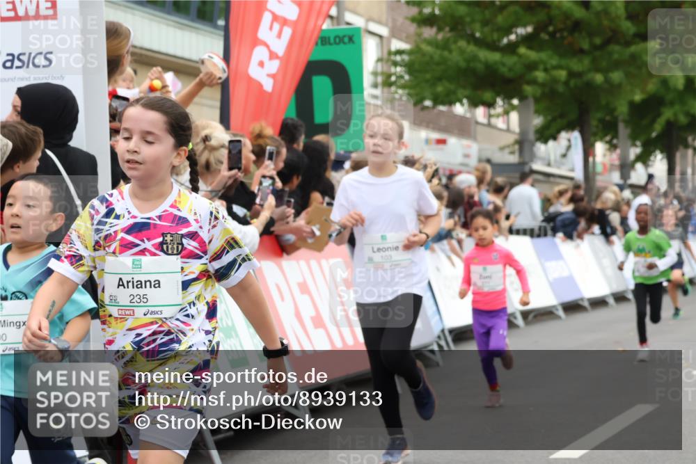 21.09.2025 - PSD Bank Halbmarathon Strokosch-Dieckow http://msf.ph/oto/8939133 21.09.2025 10:29:50 Ziel 103, 235, 271, 296, 300, 319, 328, 393 meine-sportfotos.de
