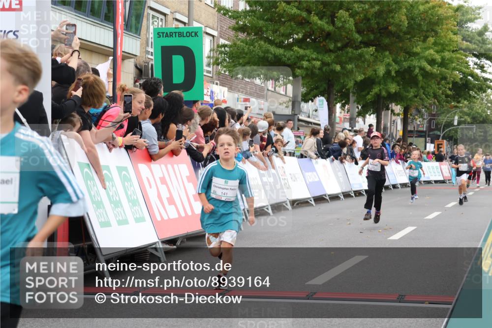 21.09.2025 - PSD Bank Halbmarathon Strokosch-Dieckow http://msf.ph/oto/8939164 21.09.2025 10:30:13 Ziel 140, 141, 195, 231, 234, 245, 276, 430 meine-sportfotos.de