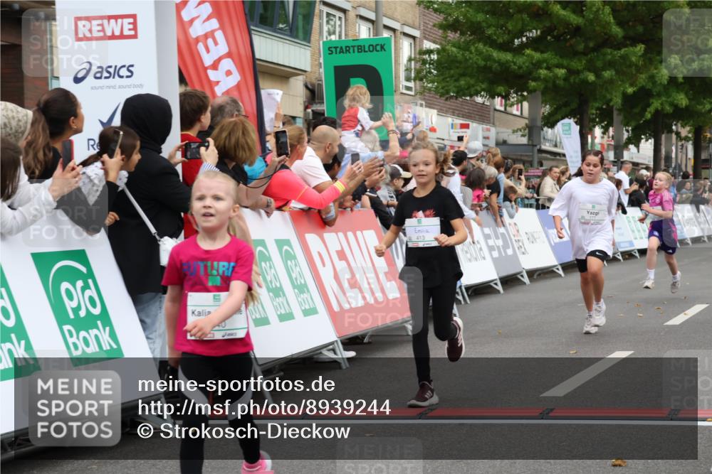 21.09.2025 - PSD Bank Halbmarathon Strokosch-Dieckow http://msf.ph/oto/8939244 21.09.2025 10:31:16 Ziel 177, 277, 315, 323, 340, 413 meine-sportfotos.de