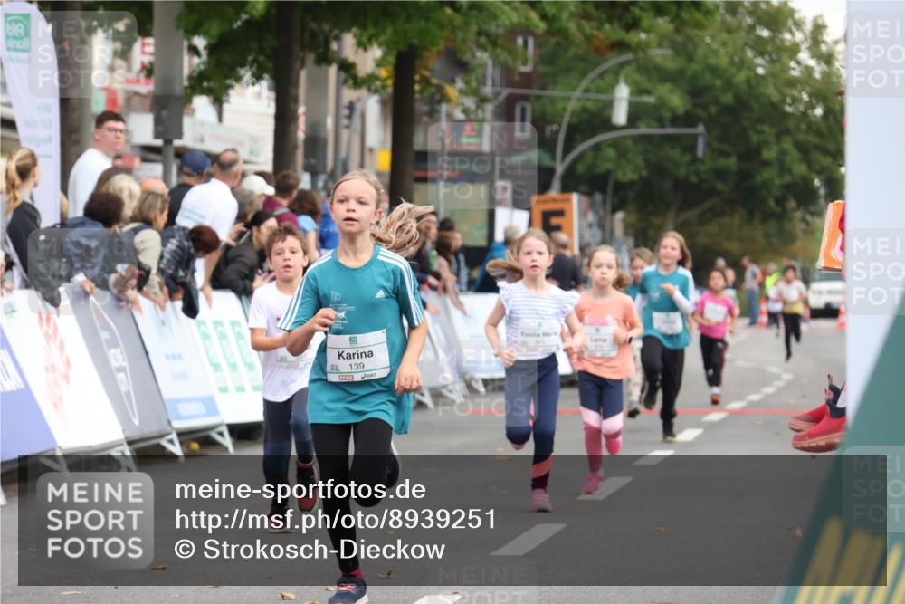 21.09.2025 - PSD Bank Halbmarathon Strokosch-Dieckow http://msf.ph/oto/8939251 21.09.2025 10:31:23 Ziel 139, 177, 277, 387, 413 meine-sportfotos.de