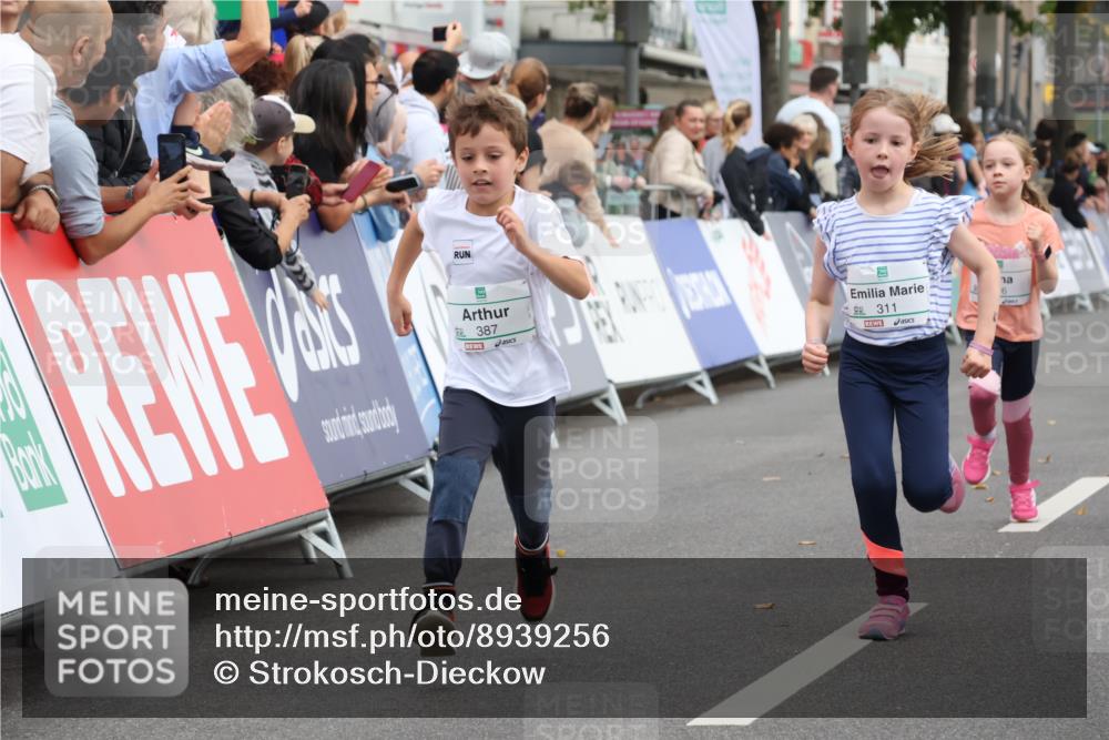 21.09.2025 - PSD Bank Halbmarathon Strokosch-Dieckow http://msf.ph/oto/8939256 21.09.2025 10:31:27 Ziel 139, 148, 311, 376, 387 meine-sportfotos.de