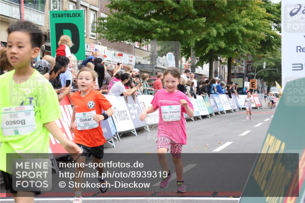 21.09.2025 - PSD Bank Halbmarathon Strokosch-Dieckow http://msf.ph/oto/8939319 21.09.2025 10:32:20 Ziel 110, 135, 137, 259, 260, 293, 309, 322, 369, 385, 427 meine-sportfotos.de