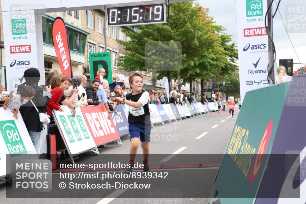 21.09.2025 - PSD Bank Halbmarathon Strokosch-Dieckow http://msf.ph/oto/8939342 21.09.2025 10:32:51 Ziel 160, 394, 429 meine-sportfotos.de