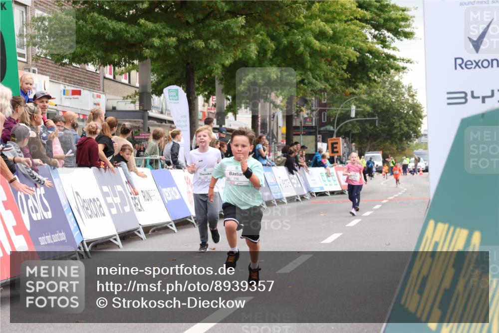 21.09.2025 - PSD Bank Halbmarathon Strokosch-Dieckow http://msf.ph/oto/8939357 21.09.2025 10:33:06 Ziel 156, 291, 386 meine-sportfotos.de